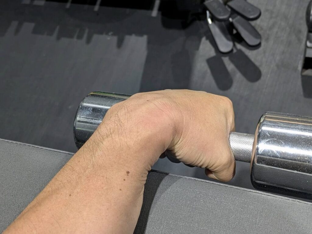 逆ダンベルリストカール画像