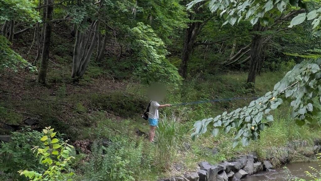 ヤマメ釣り画像