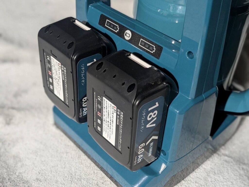 マキタの充電式ケトルKT360DZの外観・後ろ