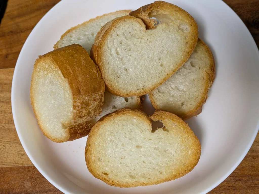 オーブンで軽く焼いたバゲット
